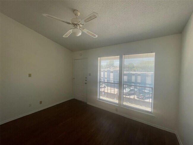 Photo - 3000 Guadalupe St Unit 315