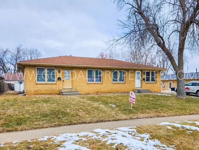 Cozy 2 bedroom duplex in Ankeny - Cozy 2 bedroom duplex in Ankeny House