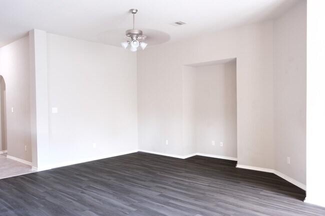 Photo - 2107 Sherbrook Park Ln
