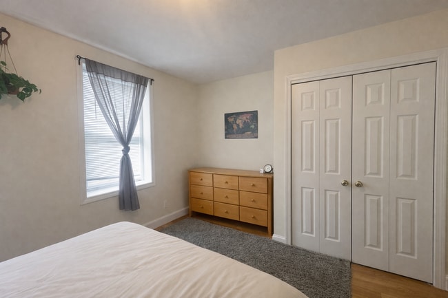 Photo - 1056 Cambridge St Unit 2R