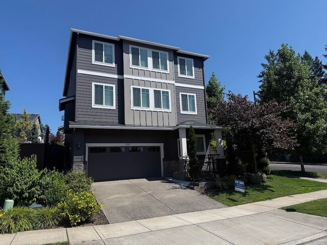 Building Photo - Skyline at Murrayhill Rental