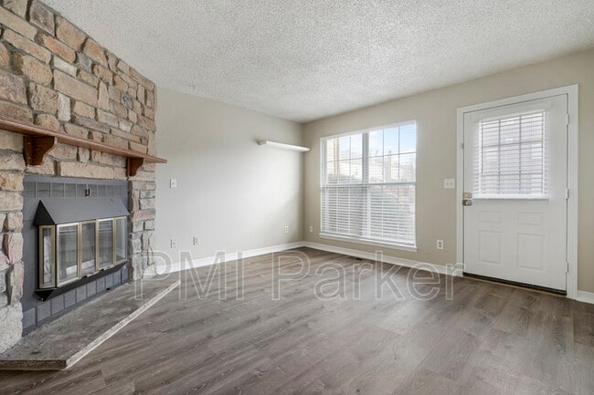 Photo - 10719 Foxwood Ct