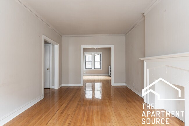 Photo - 1373 W Estes Ave Unit 1B