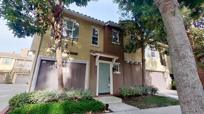 Spacious 1 Bed 1 Bath Condo in Irvine! - Spacious 1 Bed 1 Bath Condo in Irvine!