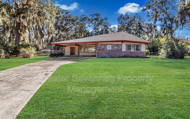 Building Photo - 36 Silverstone Cir