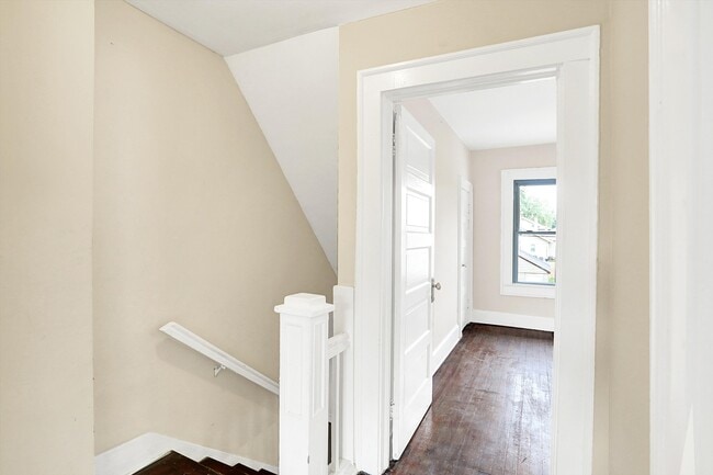 Photo - 626 N Riley Ave