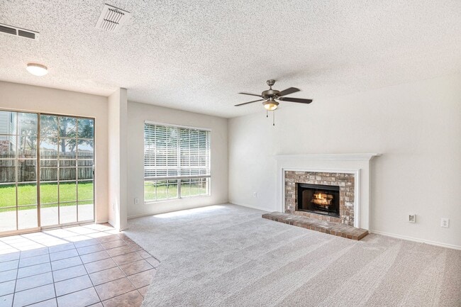 Photo - Classic 4-Bedroom in South Fort Worth