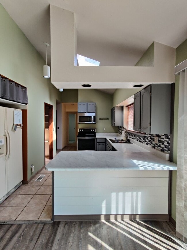 Photo - Your Next Home in the Heart of Richland — ...