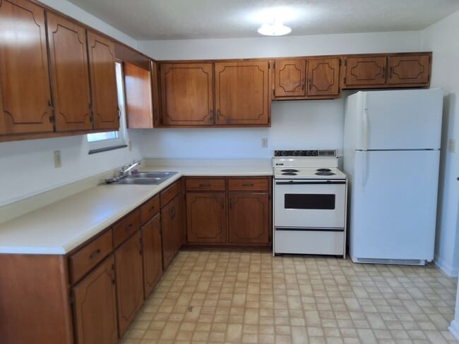 Photo - 111 Cherrywood Dr