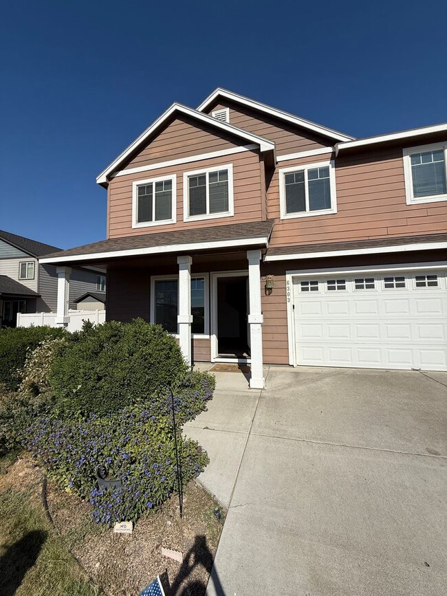 Photo - MOVE IN SPECIAL!!! Spacious 4-Bedroom Rent...