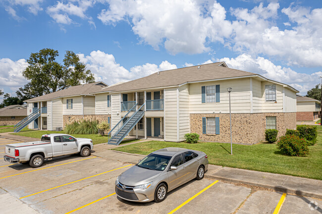 Building Photo - Laurel Oak Village Rental