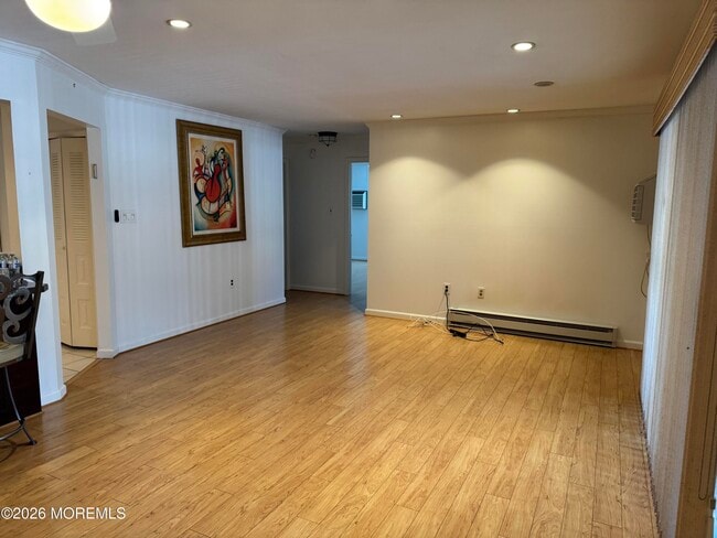 Photo - 134 Amberly Dr