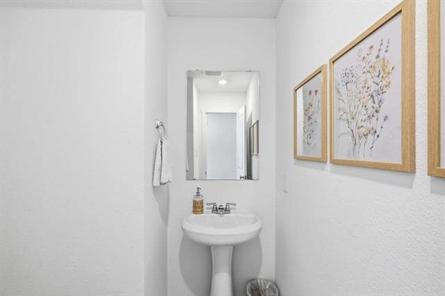 Photo - 12160 Thoroughbred Dr