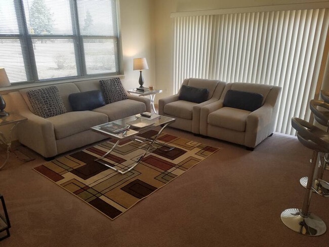 Photo - N72W13536 Lund Ln Unidad ID1073576P