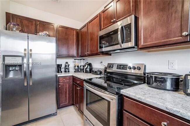 Building Photo - 11387 SW 248th Terrace