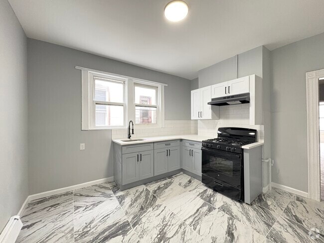Building Photo - 65 Hudson St Rental