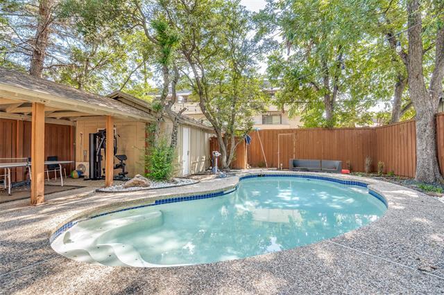 Photo - 4307 Vandelia St