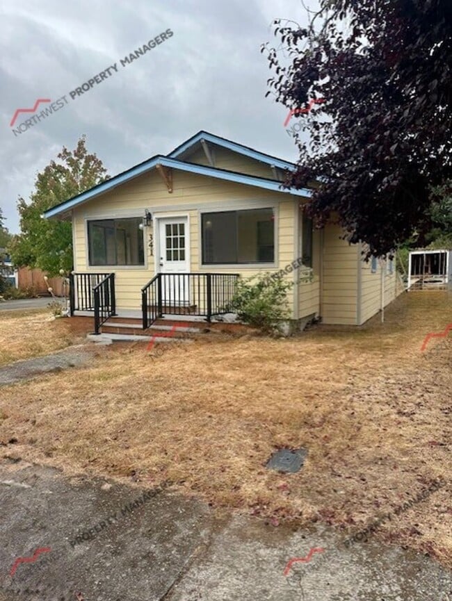 Photo - 341 N 2nd St
