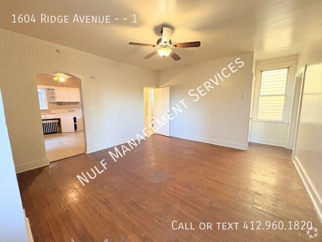 Building Photo - 2 bed, 1 bath Unit 1 Rental