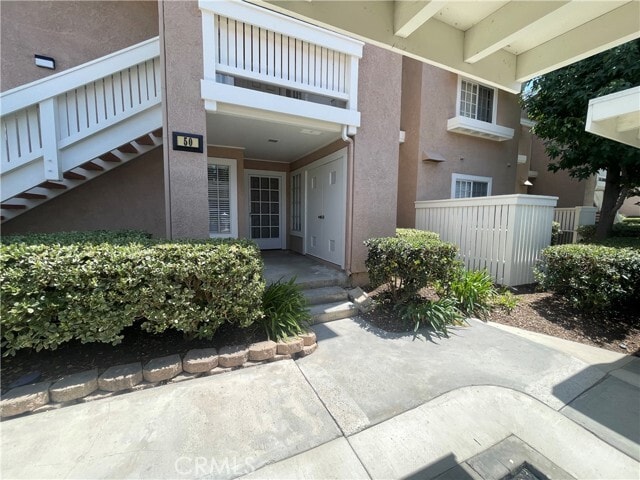 50 Woodleaf