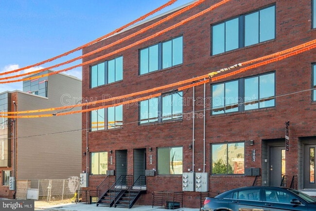 Photo - 1904 E York St Unit 1st Fl