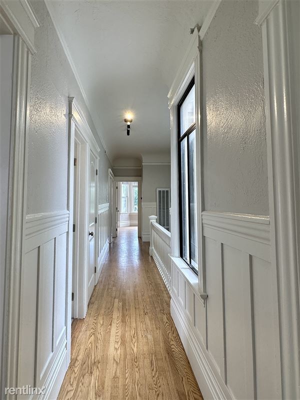 Building Photo - 555-559 2nd St-557 Unit 557 Rental