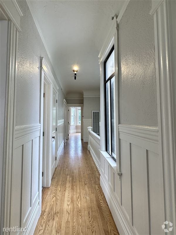 Building Photo - 555-559 2nd St-557 Unit 557 Rental