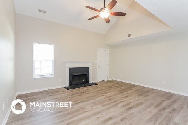 Photo - 8106 Sheckler Ln