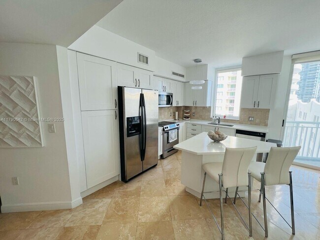 Building Photo - 1745 E Hallandale Beach Blvd Unit 706W Rental