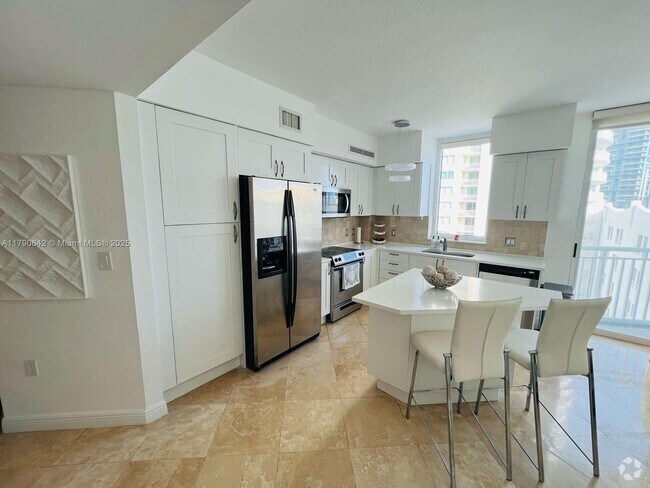 Building Photo - 1745 E Hallandale Beach Blvd Unit 706W Rental