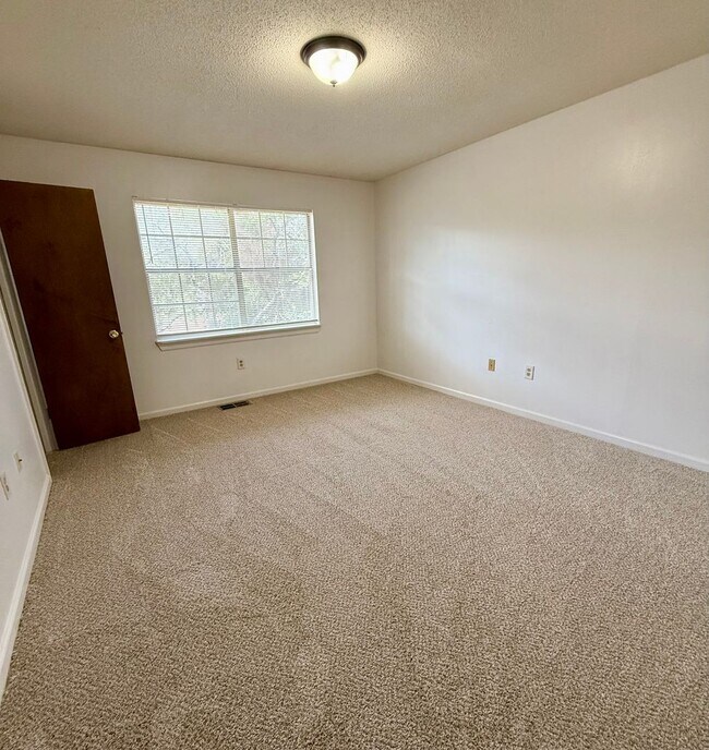 Photo - 17 Magnolia Ave SE Unidad A