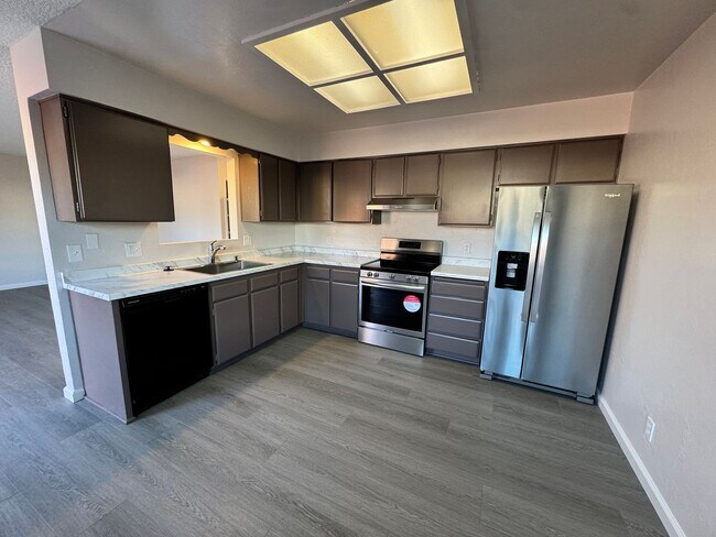 Photo - 22221 I St Unidad B