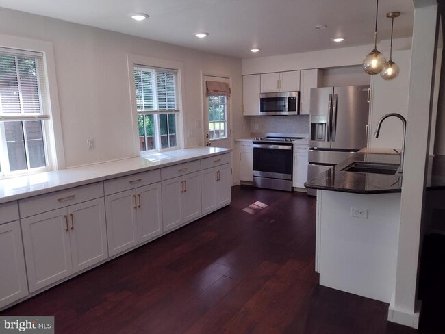 Photo - 64 Bogle Dr