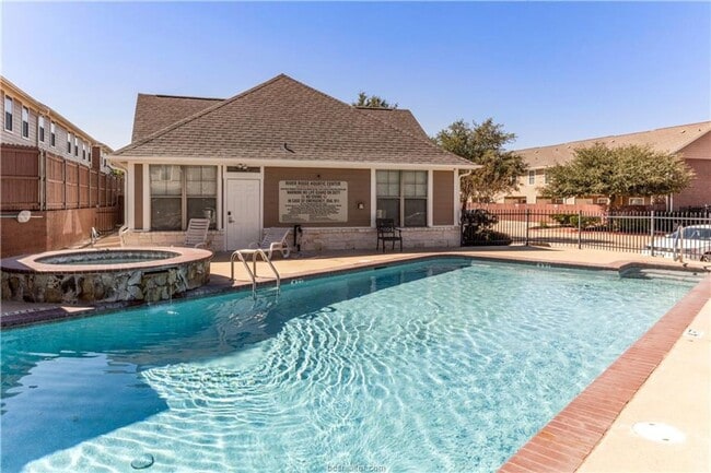 Photo - August 2026 Pre-Lease!! Cute 2/2.5 Condo C...