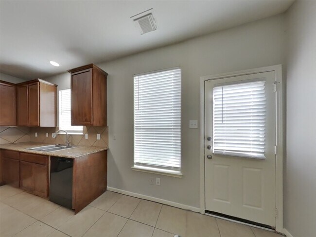 Photo - 21526 Lovis Way