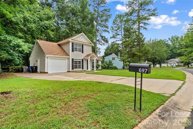 Photo - 697 Rebecca Jane Dr
