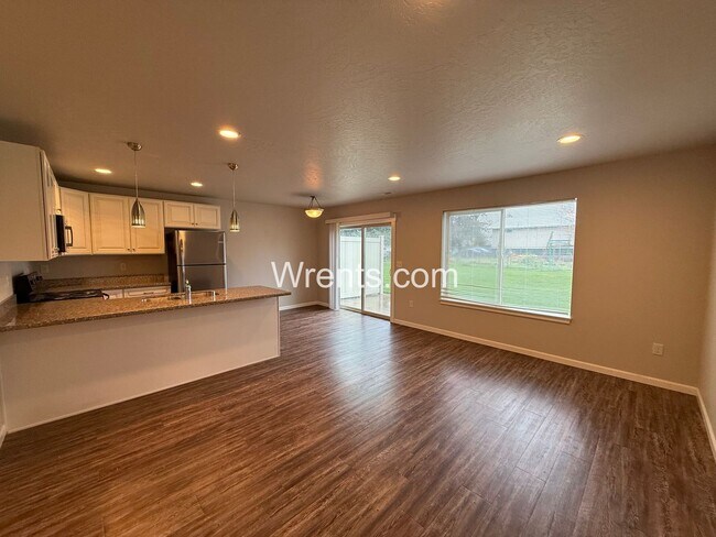 Photo - 10317-10319 Maxwell Ln Unit 10317 Maxwell Lane