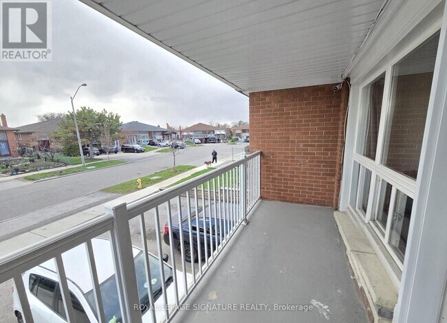 Photo - 23 Benrubin Dr