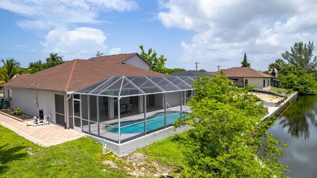 Photo - 2211 Surfside Blvd Apartment