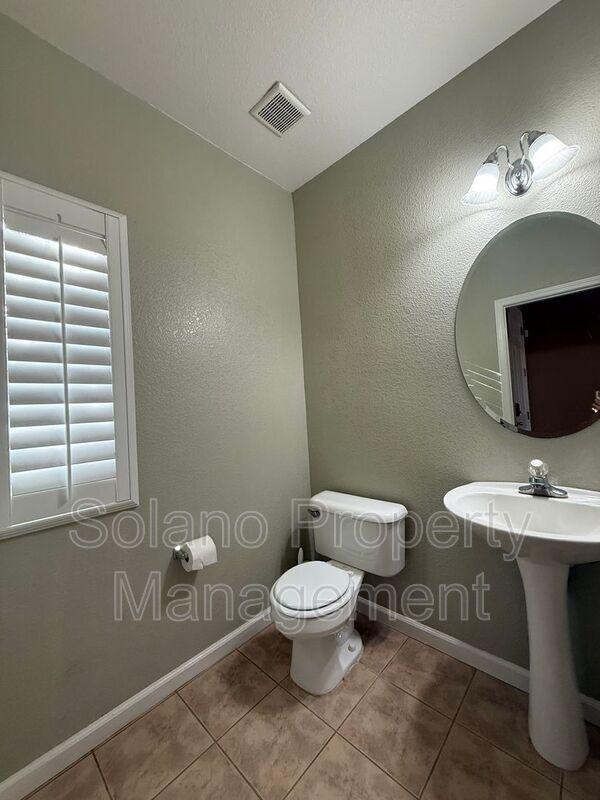 Photo - 5130 Tawny Lake Pl