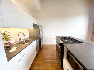 Photo - 112 SE 4th St