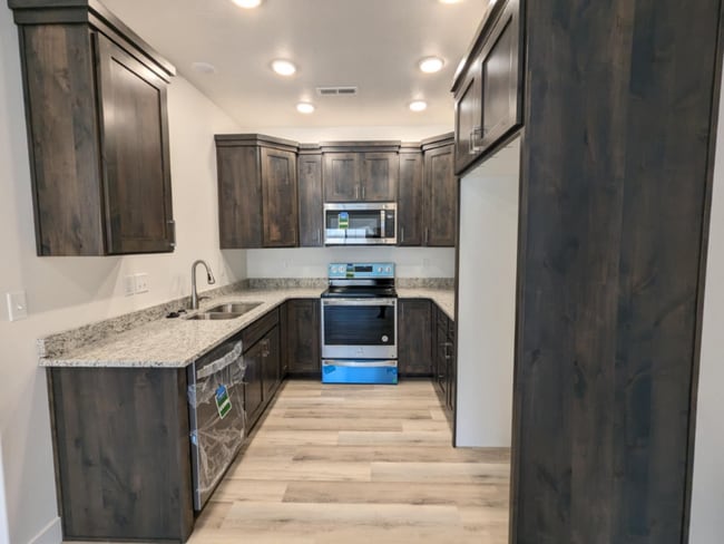 Building Photo - 1561 110 Rental