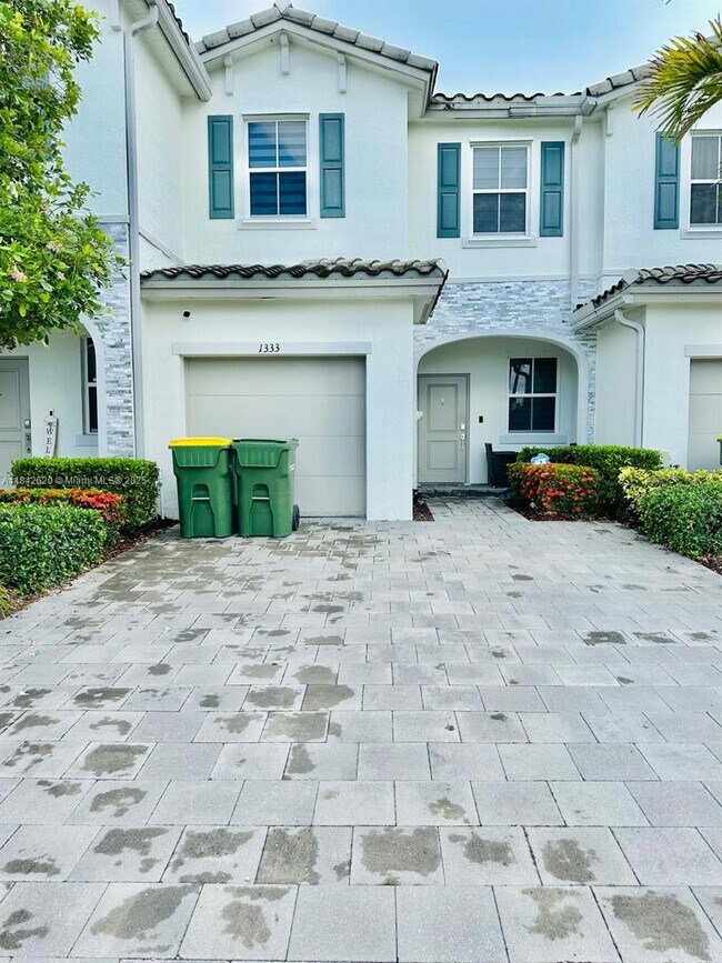 Photo - 1333 SE 27th Terrace