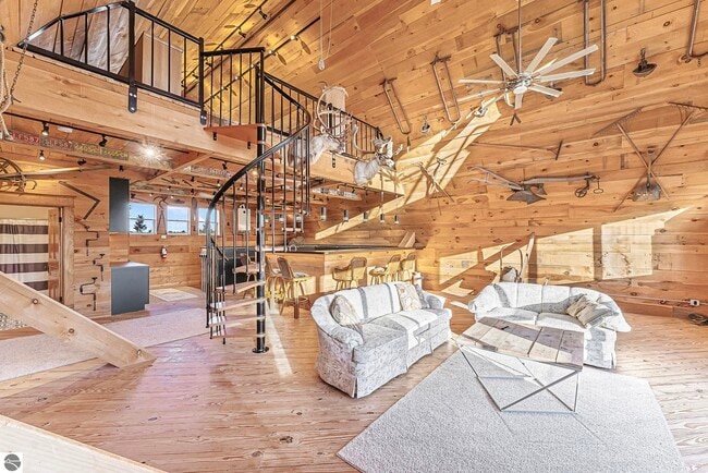 Photo - 0000 Montague Rd