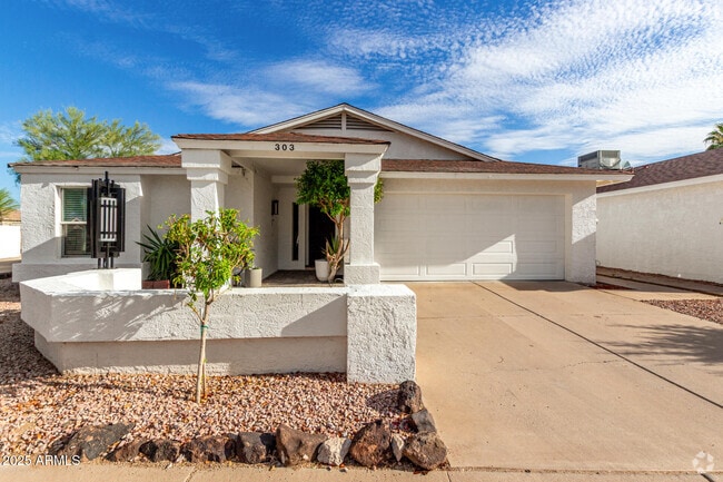 Building Photo - 303 W Fellars Dr Rental
