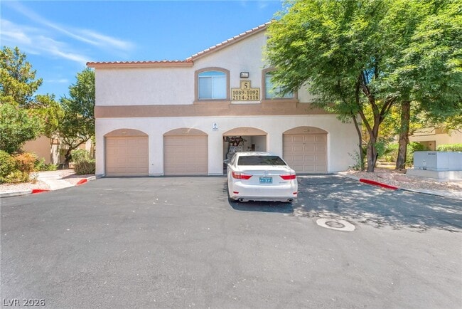 Photo - 1830 N Buffalo Dr Unit 2115