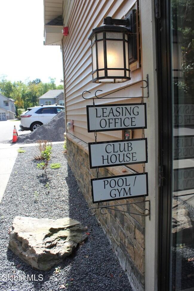 Photo - 48 Bavarian Wy Unit 97