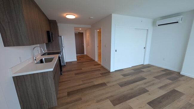 Photo - The Park on Keeaumoku brand new studio apa... Unit 1910R