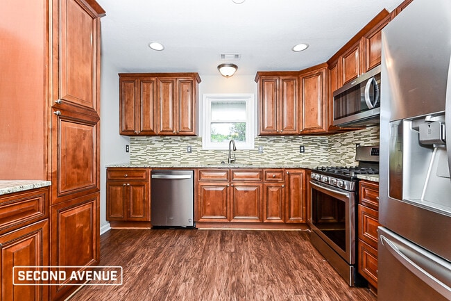 Photo - 222 Ferguson Ave