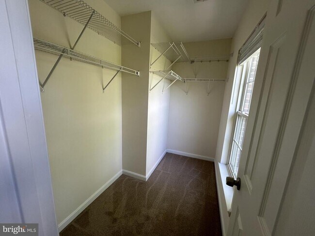 Photo - 10458 Damascus Park Ln